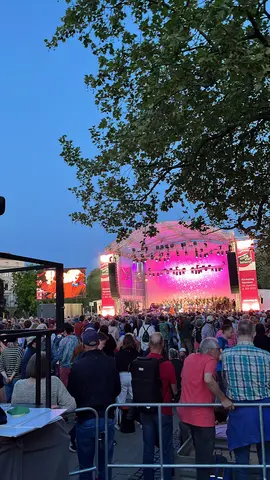 Bild 12 von 50 – Kirchentag 2025